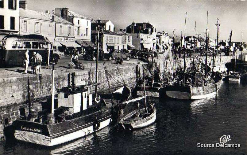 85 Saint Gilles Croix de Vie Le Port I.jpg